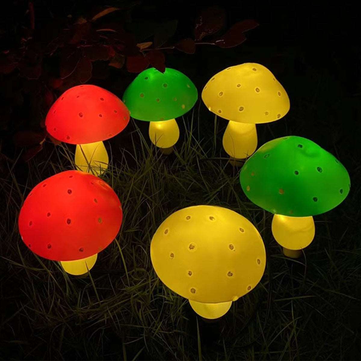 4.5M Outdoor Solar Garden Lights Cute-Mushroom Shape Decorative Lamp