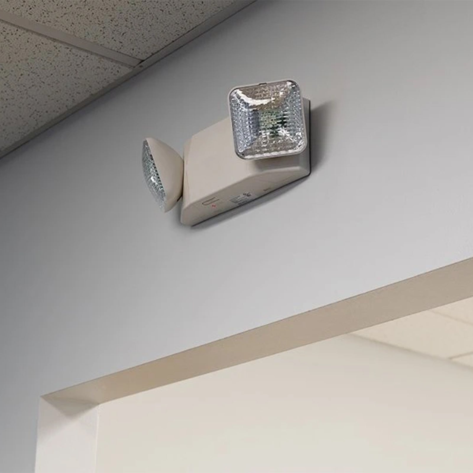 LED Emergency Light with Battery Backup. Adjustable Light Heads. Emergency Exit Lights for Home Power Failure. High Light Output for Commercial Hallways. Stairways. Fire Resistant