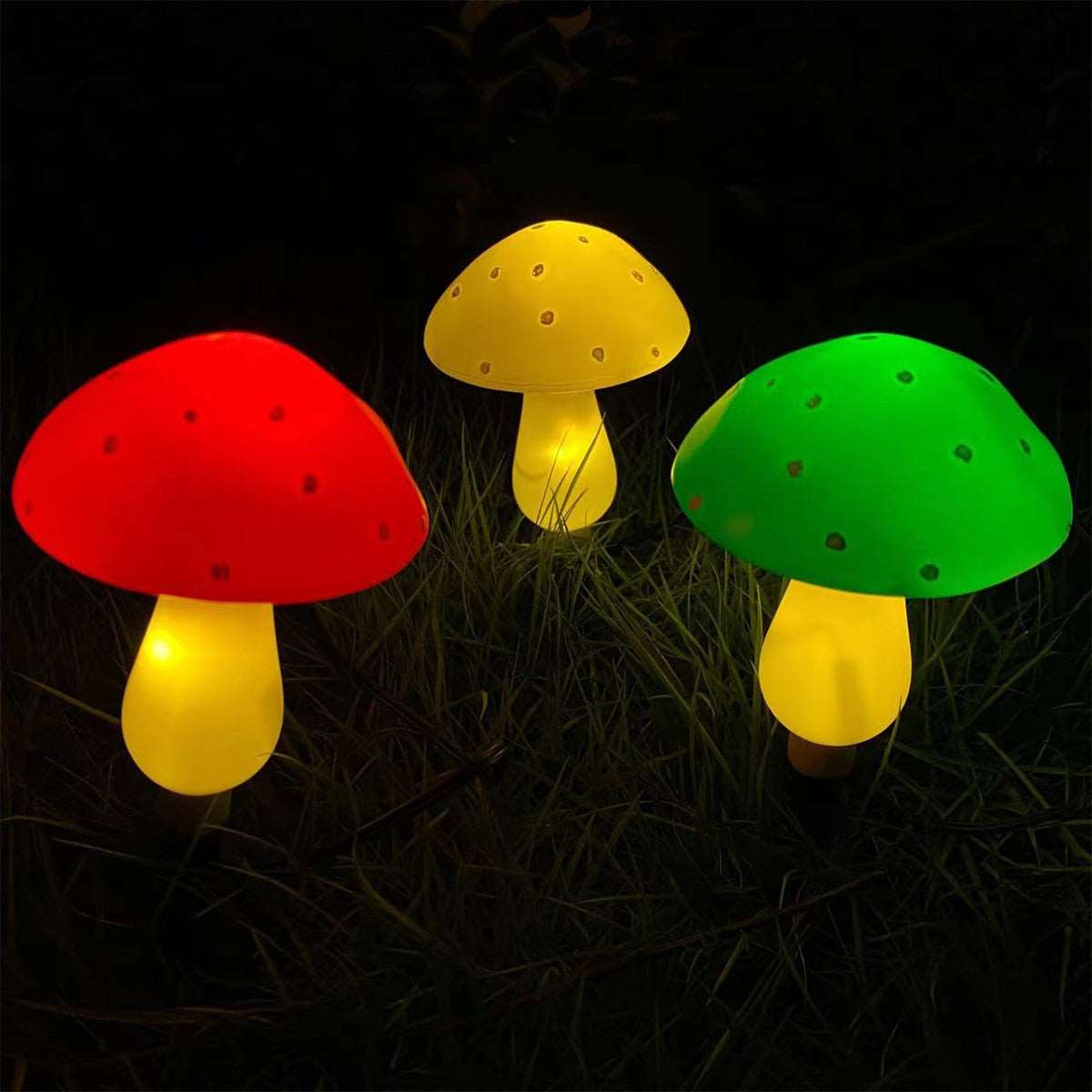 4.5M Outdoor Solar Garden Lights Cute-Mushroom Shape Decorative Lamp